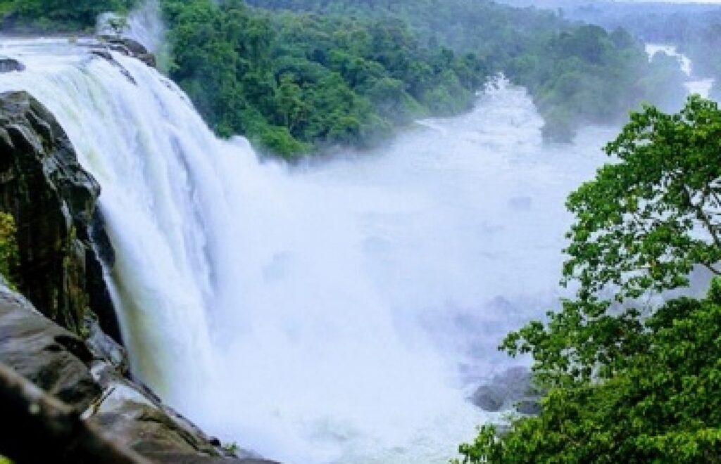 kerala athirapally falls 20200604142208 1 crop 1604379299 103 26 53 190 20201103102525 1 crop